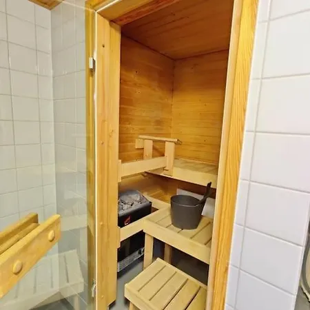 Kotimaailma - Kaksio Saunalla Herttoniemessae * Helsinki